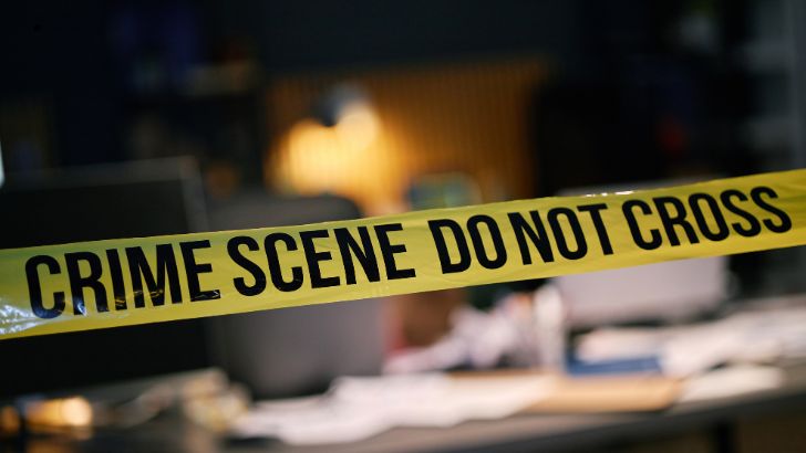 https://salarnews.in/public/uploads/images/newsimages/maannewsimage23062026_170135_Crime Scene.jpg